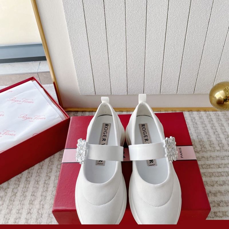 Roger Vivier Casual Shoes